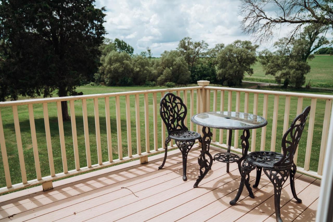 Skaneateles Suites Εξωτερικό φωτογραφία