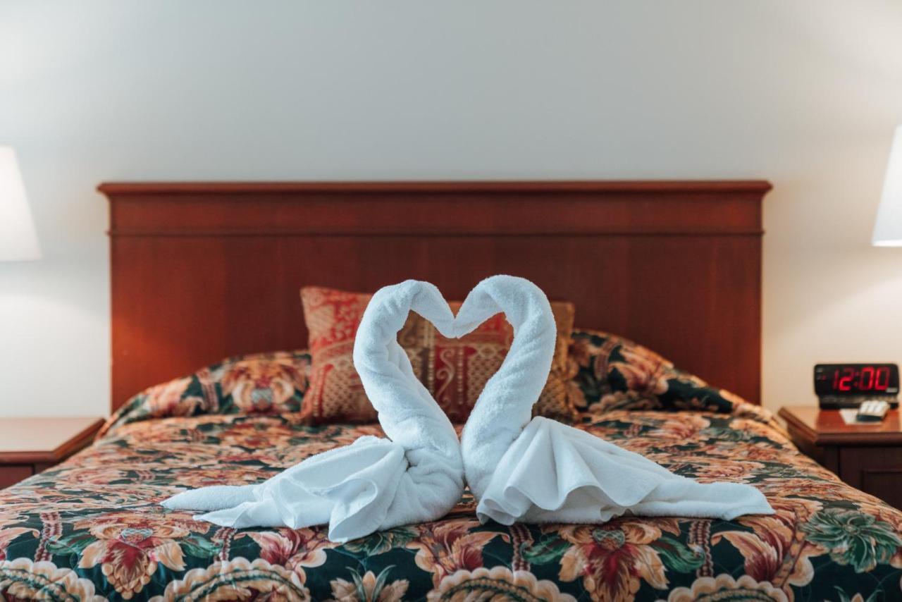 Skaneateles Suites Εξωτερικό φωτογραφία