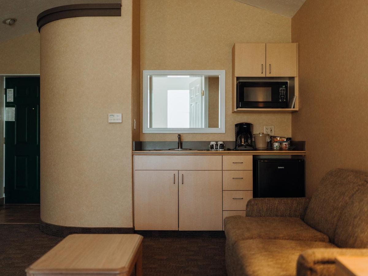 Skaneateles Suites Εξωτερικό φωτογραφία