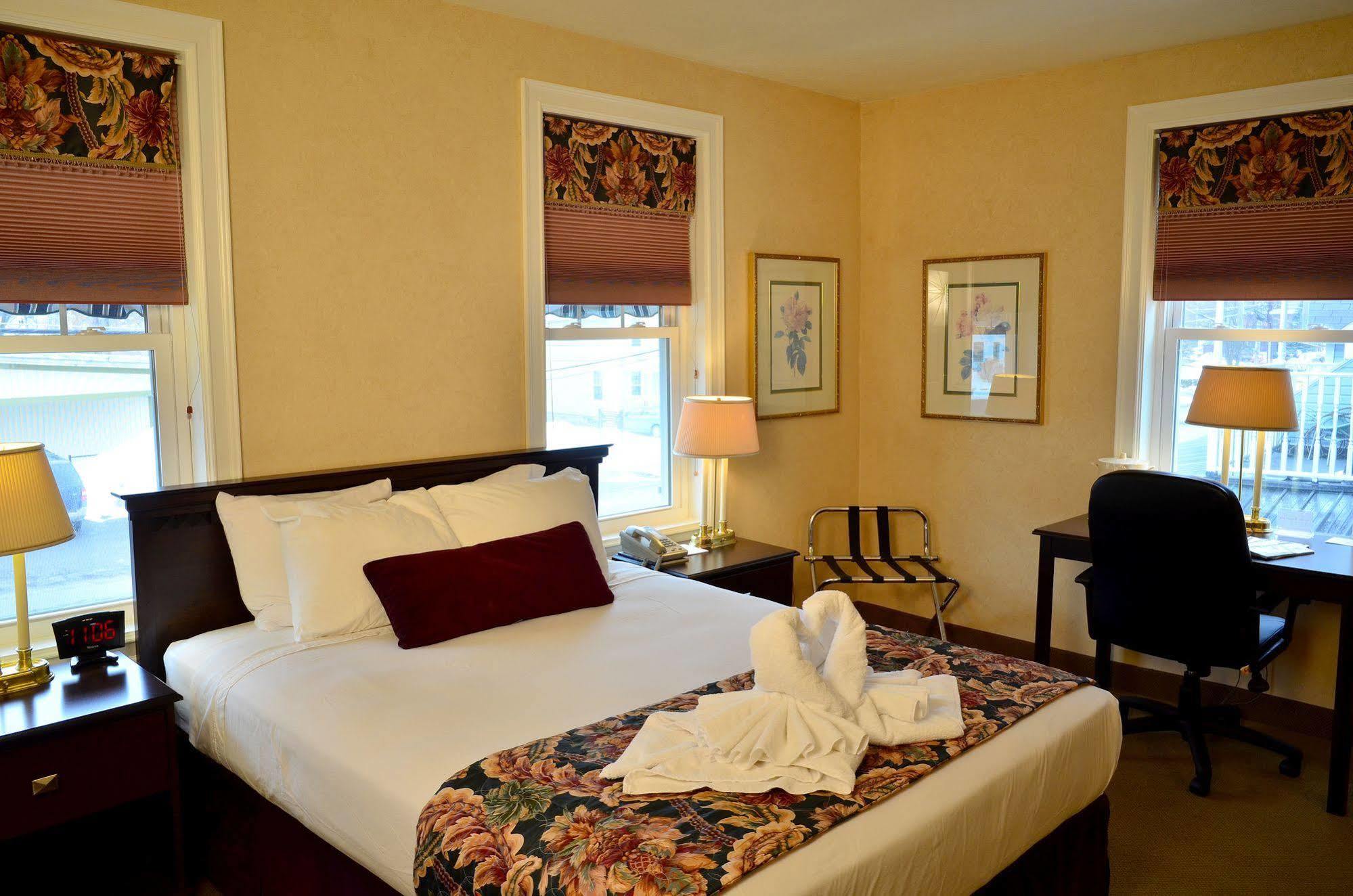 Skaneateles Suites Εξωτερικό φωτογραφία