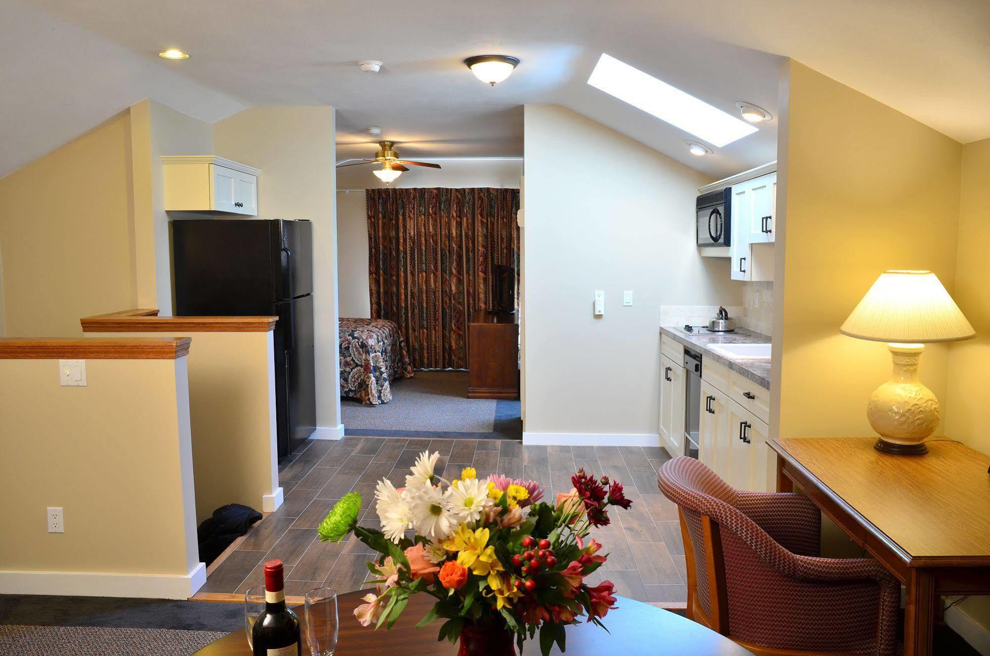 Skaneateles Suites Εξωτερικό φωτογραφία