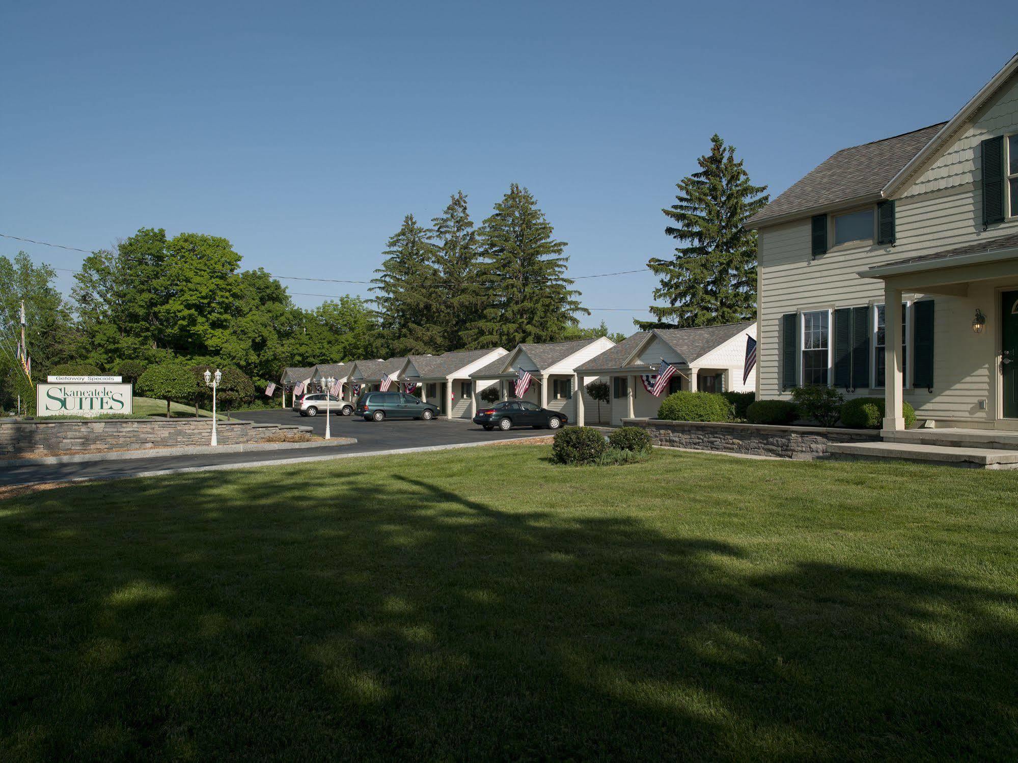 Skaneateles Suites Εξωτερικό φωτογραφία