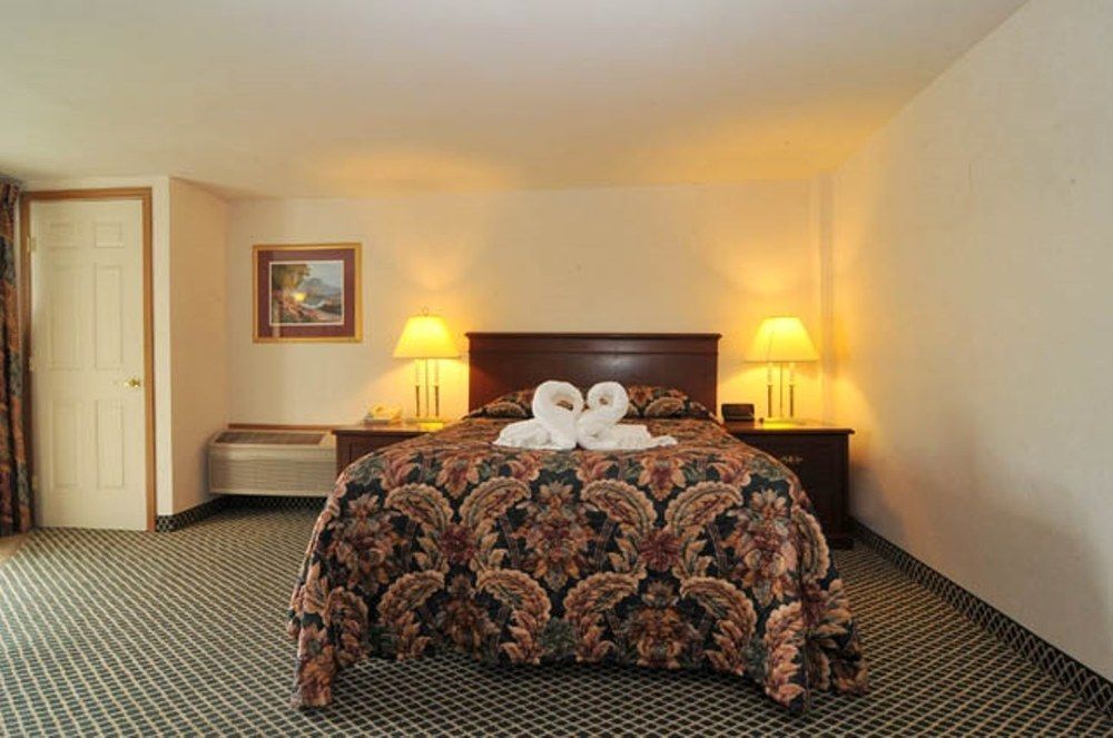 Skaneateles Suites Εξωτερικό φωτογραφία